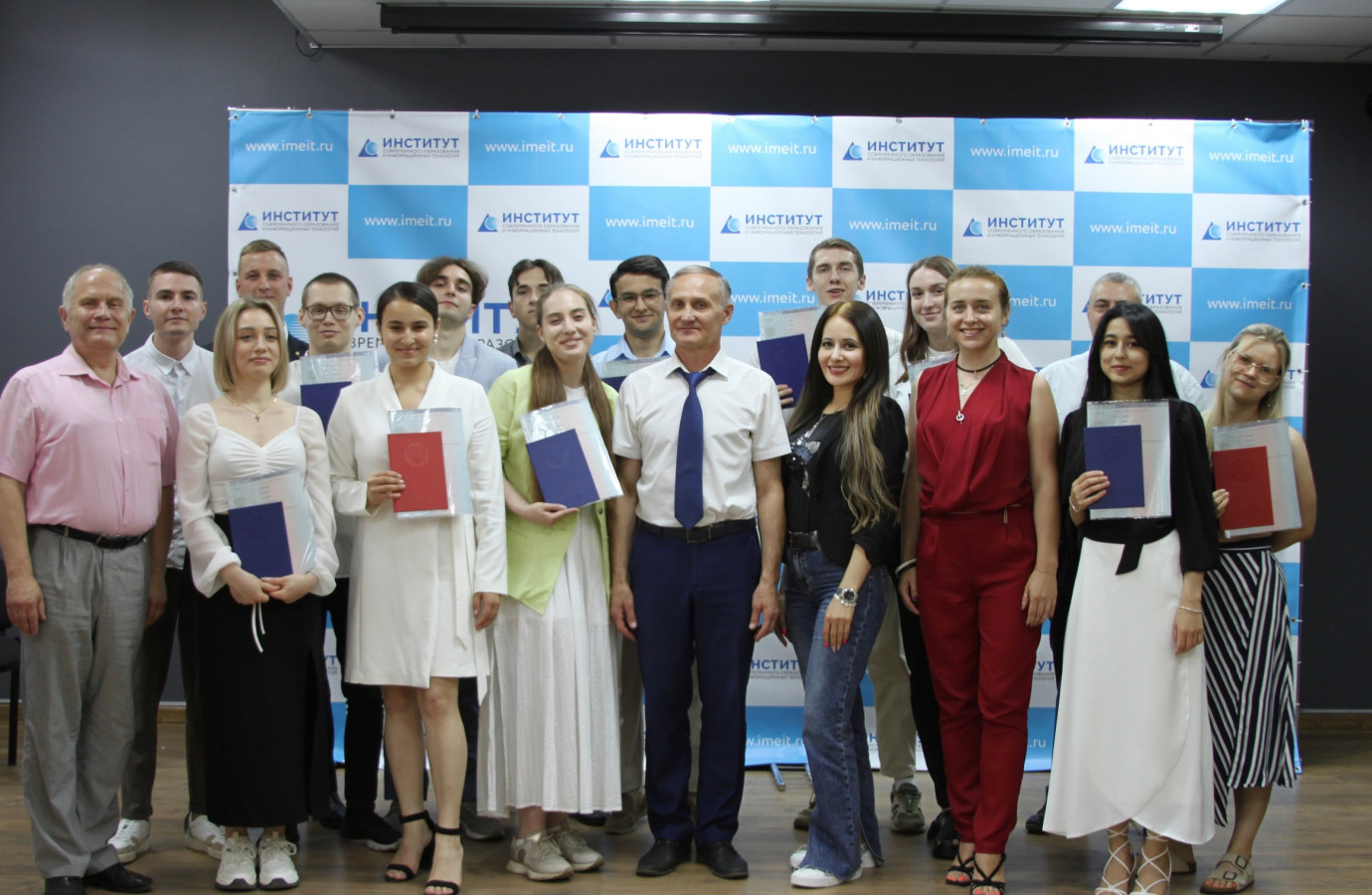 Вручение дипломов. Юриспруденция. Выпуск-2024