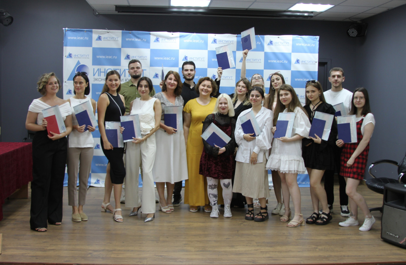 Вручение дипломов. РиСО. Выпуск-2024