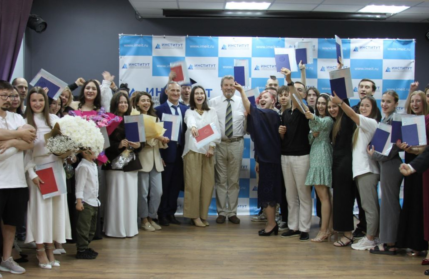 Вручение дипломов. Юриспруденция. Выпуск-2025