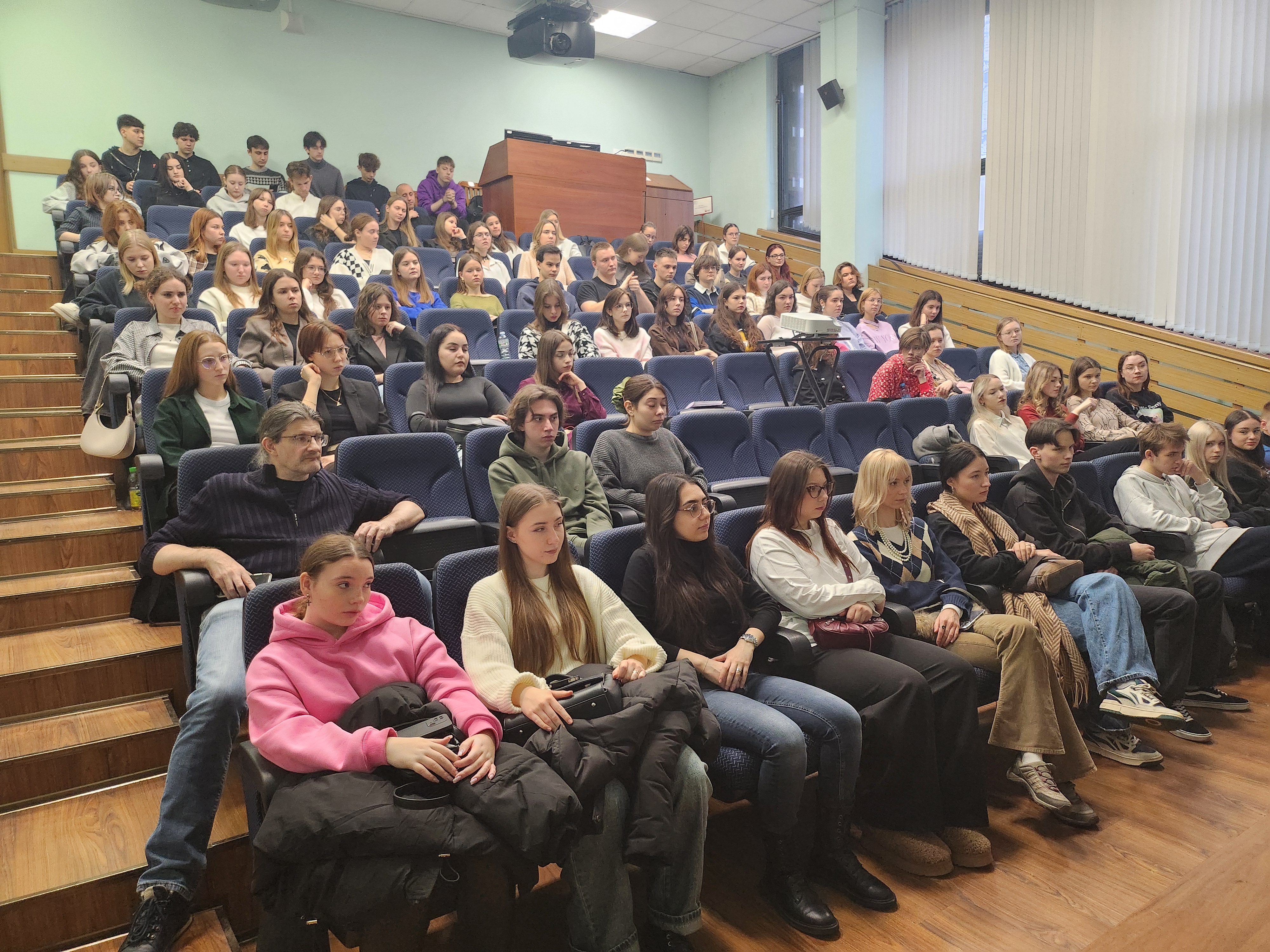 Старые стандарты журналиста умирали на глазах Старые стандарты журналиста умирали на глазах
