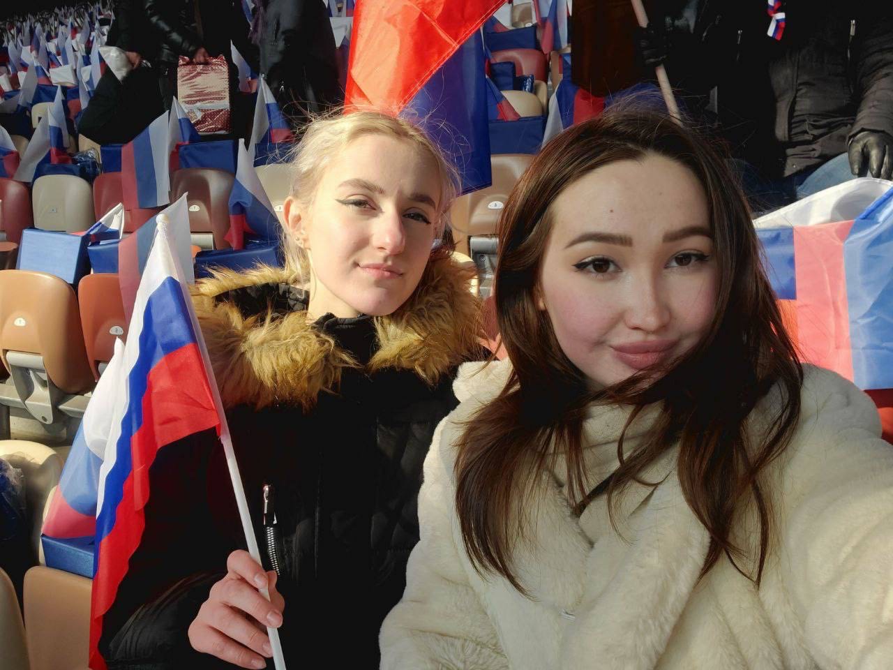 Студенты ИЭиК на патриотическом концерте в "Лужниках"! Студенты ИЭиК на патриотическом концерте в "Лужниках"!