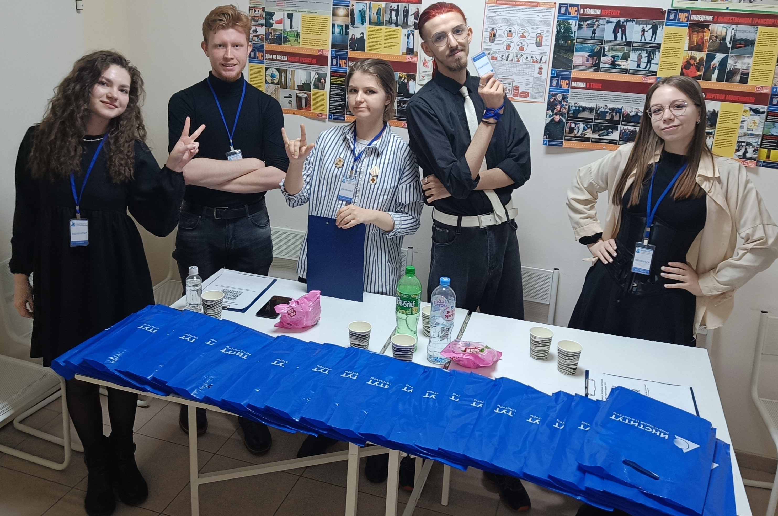 День открытых дверей: познакомили абитуриентов с нашим институтом! День открытых дверей: познакомили абитуриентов с нашим институтом!