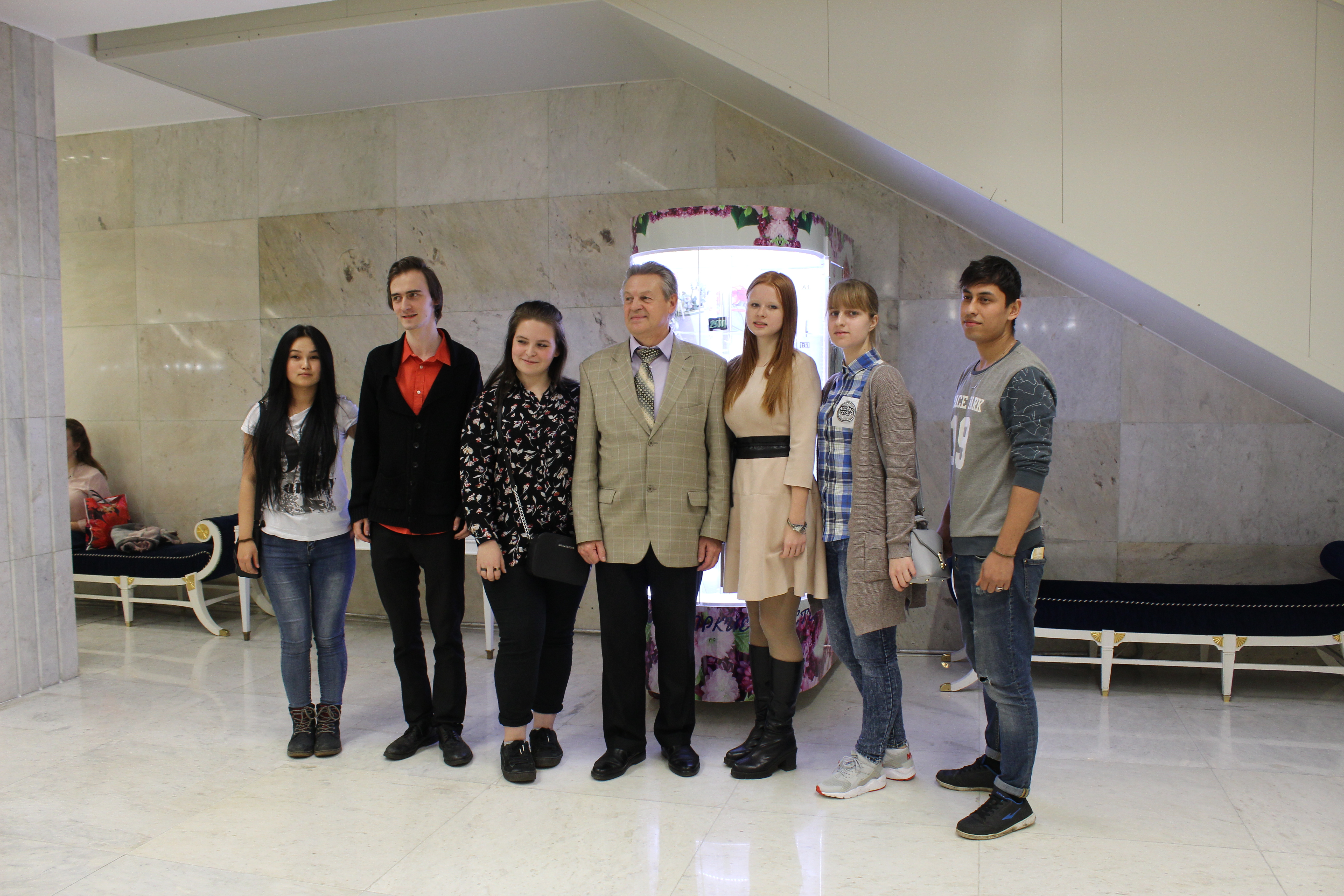 Студенты и преподаватели посетили Государственный Кремлевский Дворец