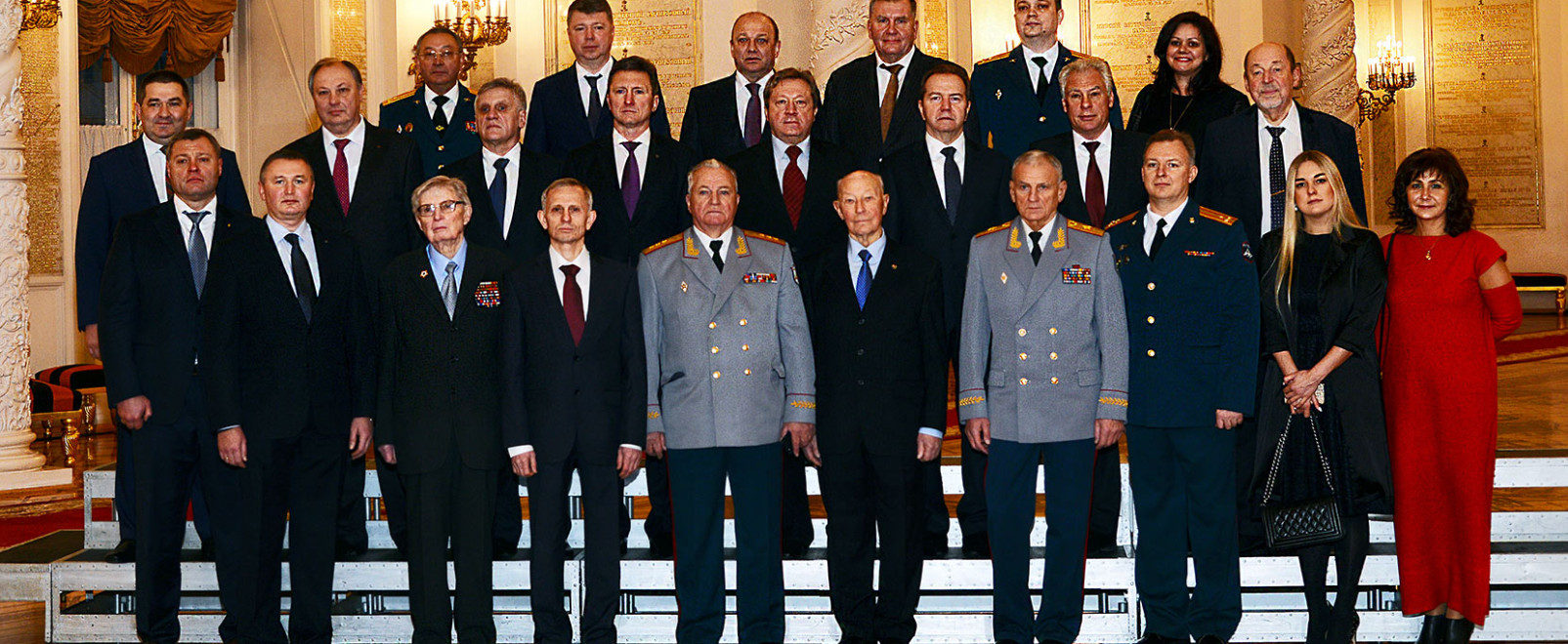 В Кремлевском дворце прошла торжественная церемония награждения | фото №1