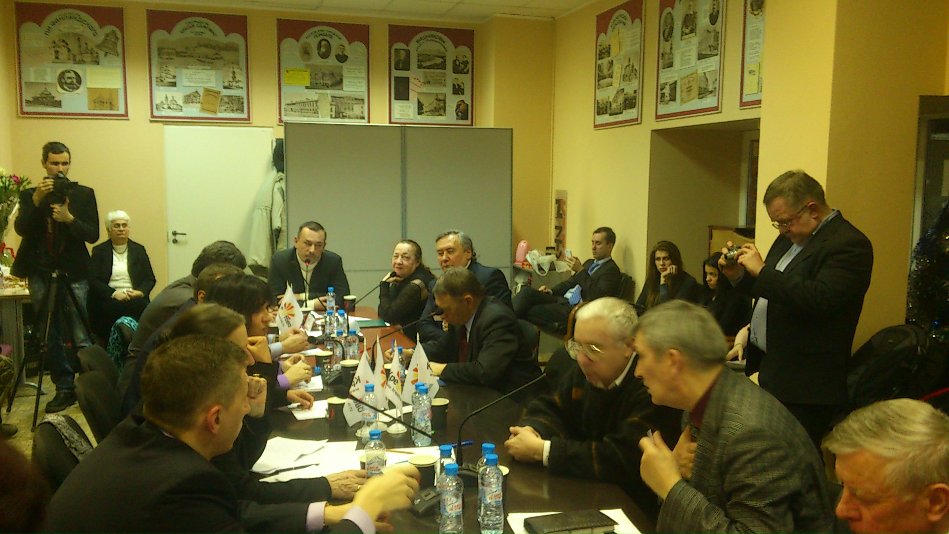 Занятия в режиме реальной общественно-политической жизни