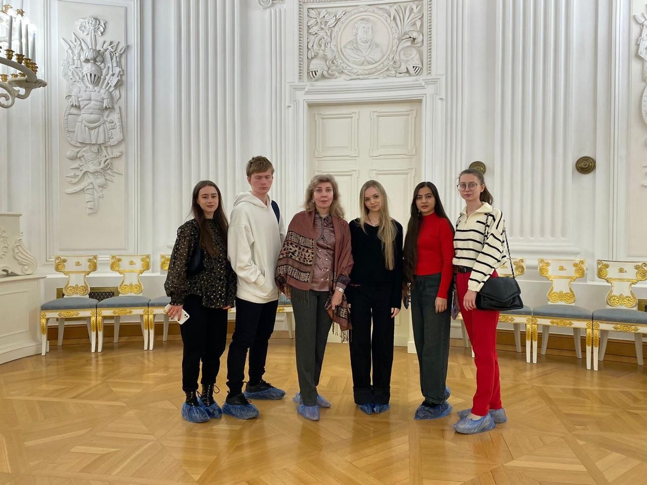 Студенты кафедры экономики посетили Петровский путевой дворец