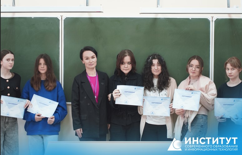 Мастер подарков: школьники осваивают искусство впечатлять на кафедре сервиса