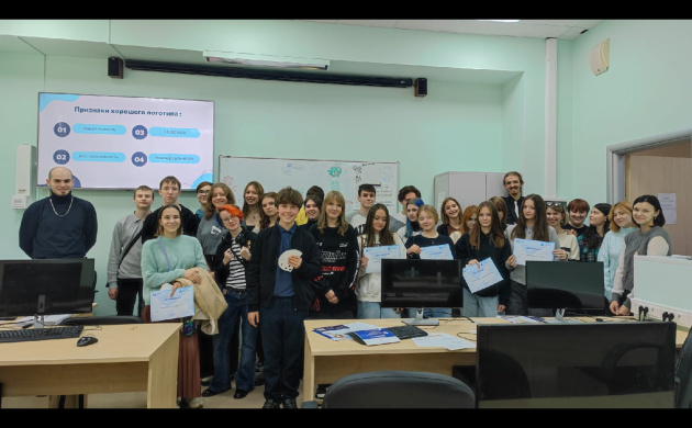 Состоялся мастер-класс «Знакомство с графическим дизайном» на кафедре графического и цифрового дизайна | фото №8