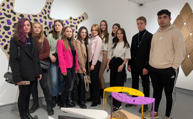 Студенты кафедры Дизайна посетили Московский музей дизайна в западном крыле Новой Третьяковки | фото №11