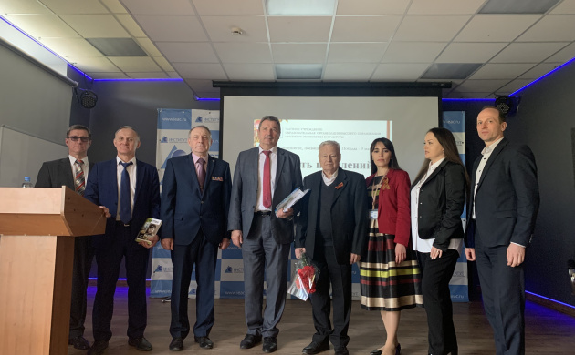 Празднование 77-летней годовщины Победы в Великой Отечественной войне состоялось в Институте экономики и культуры | фото №2