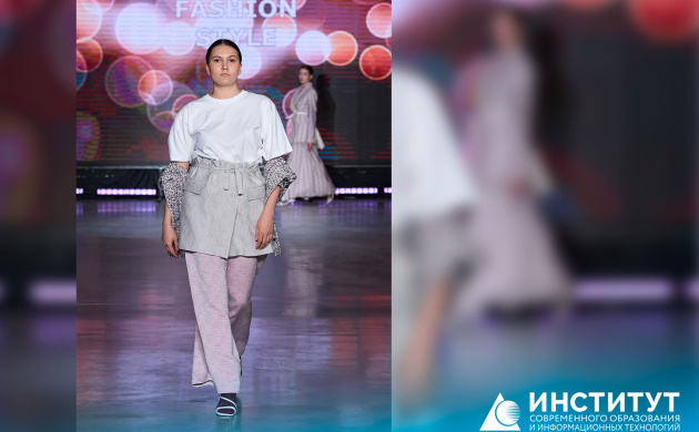 Триумф на подиуме: Кристина Новикова блестяще представила свою коллекцию на фестивале Fashion style | фото №1
