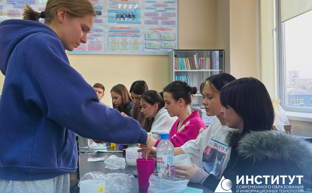 Первокурсники кафедры психологии приняли Клятву: состоялось торжественное посвящение в студенты | фото №2