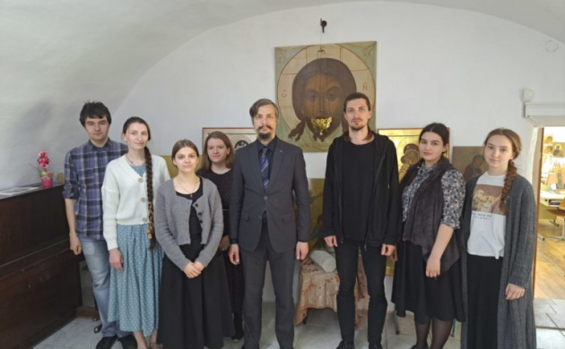 Доцент кафедры Дизайна ИЭиК Денис Евгеньевич Мациевский посетил Смоленскую Православную Духовную семинарию | фото №4