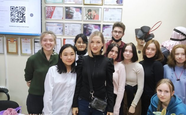 На кафедре Дизайна состоялся мастер-класс для студентов от основателя парижской школы стилистов Екатерины Савицкой | фото №9