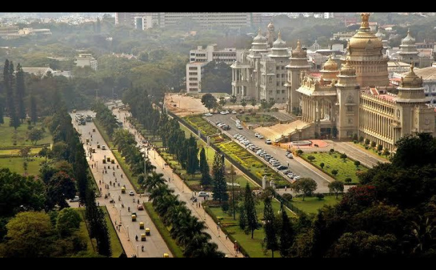 Кафедра костюма публикуется в Индии! | фото №2