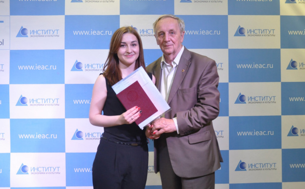 Поздравляем профессора Круцко Владимира Григорьевича с достижениями в творческой сфере | фото №4