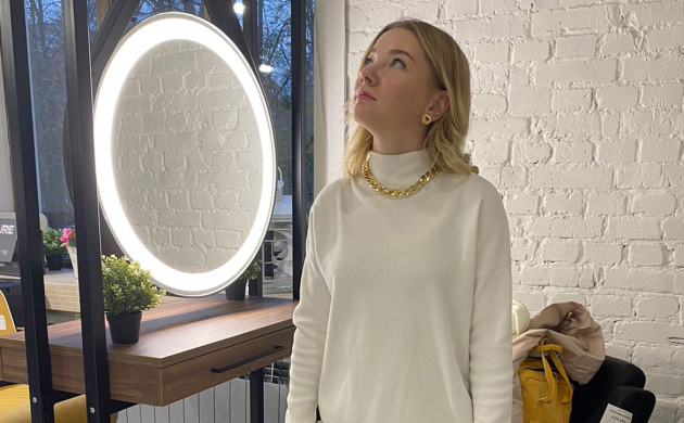 Студенты кафедры сервиса на выставке профессионального оборудования | фото №3