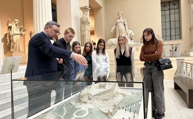 Студенты кафедры туризма посетили ГМИИ им. А.С. Пушкина | фото №11