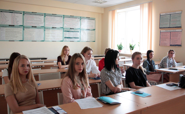 На кафедре Сервиса прошло знакомство с первокурсниками | фото №7