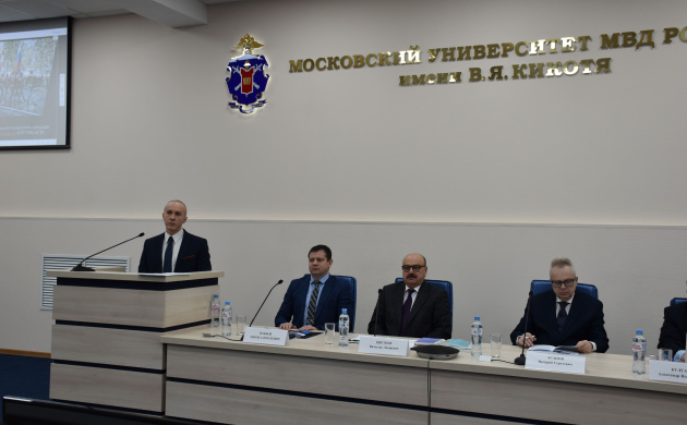 Обмен опытом психологических исследований на конференции &laquo;Актуальные проблемы адаптации курсантов и слушателей образовательных организаций МВД России к условиям профессиональной деятельности&raquo; | фото №8