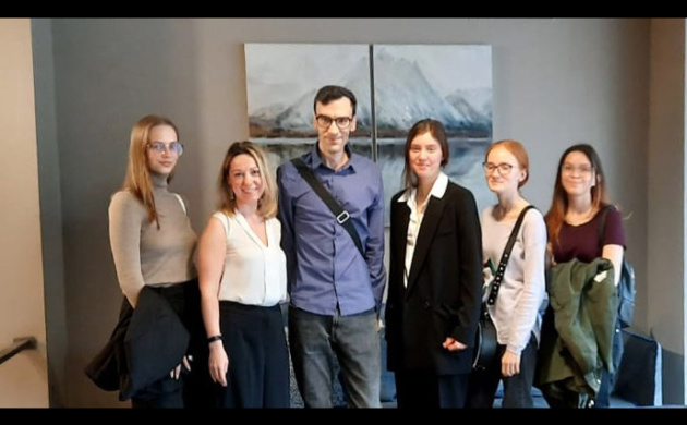 Студенты кафедры Дизайна под руководством преподавателя Банка Ивана Николаевича посетили дизайн-студию Flat Интерьеры | фото №7