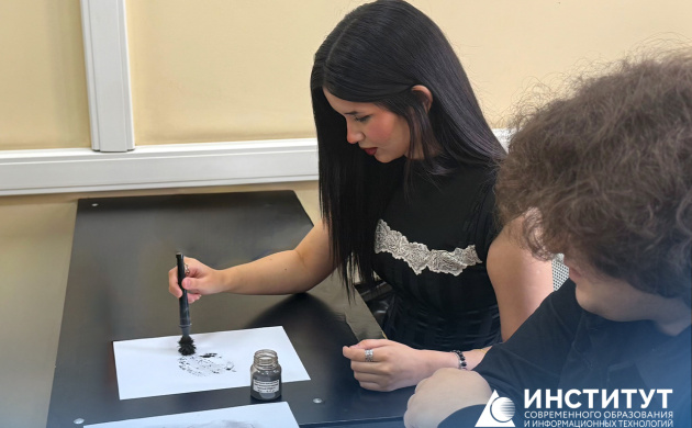 Новый учебный год — новые знания: практическое занятие по снятию отпечатков пальцев на кафедре УПД | фото №11