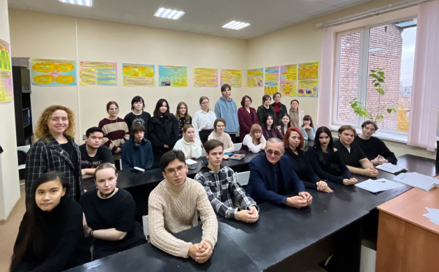 Командная игра на кафедре гражданско-правовых дисциплин с участием студентов кафедры дизайна и психологии | фото №2