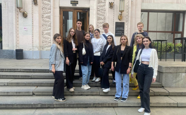 Культурное мероприятие - студенты ИСОиИТ в Музее книги | фото №7