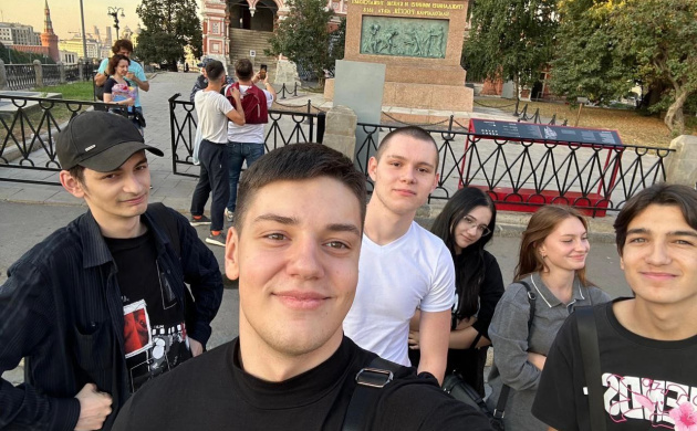 Студенты кафедры рекламы и связей с общественностью посетили экскурсию в соборе Василия Блаженного | фото №3